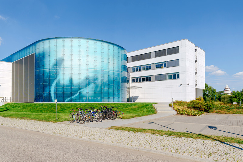 Der Elbedome in Magdeburg von außen