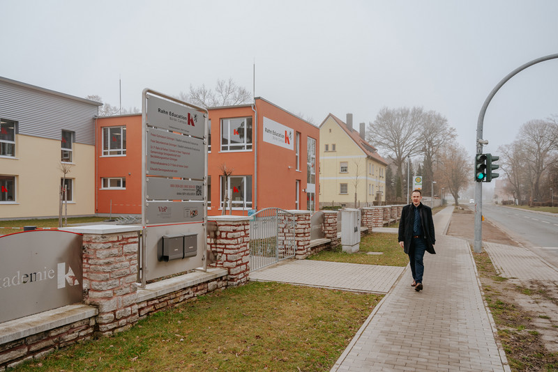 Das Foto zeigt den Bildungscampus in Gröningen.