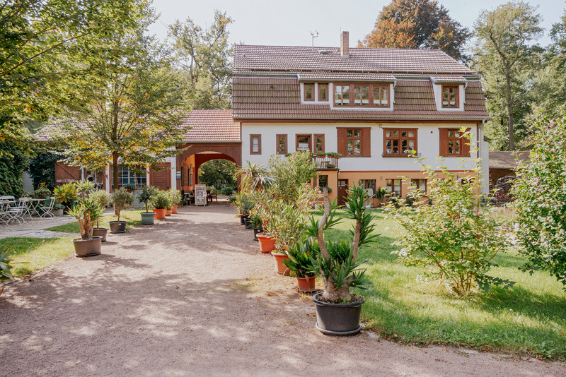 Das Bild zeigt die Waldpension Buchholzmühle.